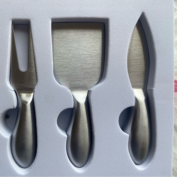 Gourmet Cheese Knives & Cheese Markers Set for Charcuterie Board NWT - Picture 6 of 9